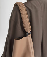 Slim M Tote Grained Leather Camel
