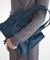 Ara Medium Tote Grained Leather Blue