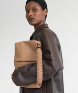 Maxi Pleated Clutch Smooth Leather Camel