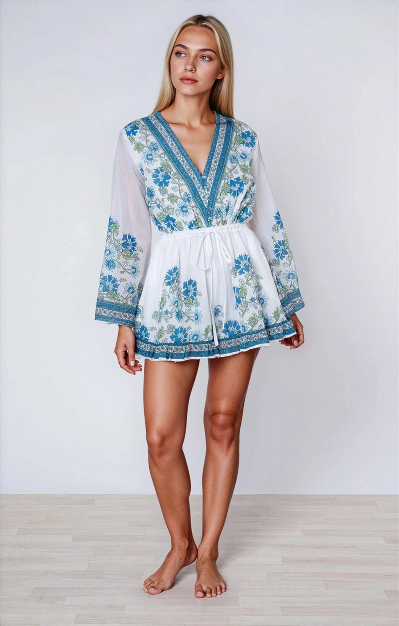 Playsuit Juliet Dunn Flared Sleeve Playsuit Rose Border Print White/Blue/Aqua Apoella