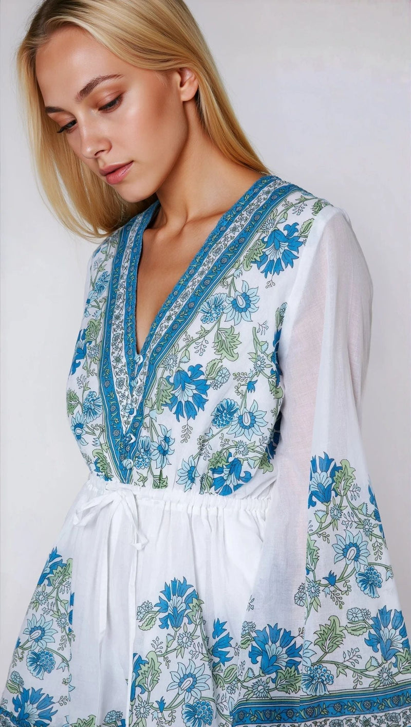 Playsuit Juliet Dunn Flared Sleeve Playsuit Rose Border Print White/Blue/Aqua Apoella