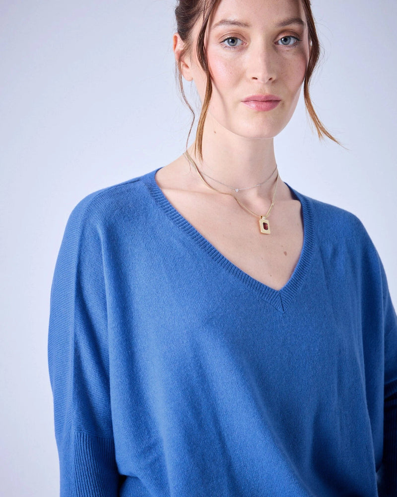 Sweater Absolut Cashmere Camille V Neck Sweater Horizon Blue Apoella